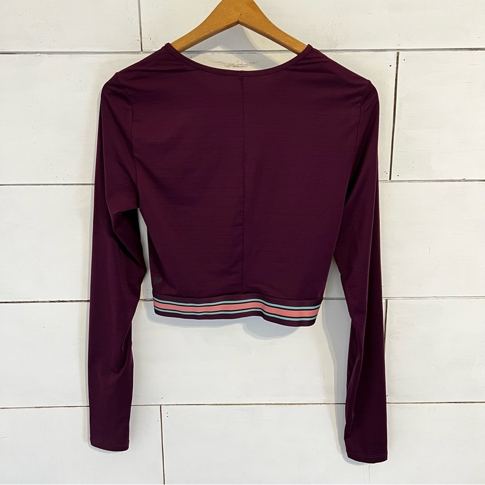 Fabletics Eco-Conscious Front Twist Long Sleeve Crop Top. Size Small. EU… - Picture 5 of 12